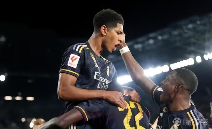 世体:贝林厄姆在更衣室人气极高 有队长般的号召力 世体:贝林厄姆在更衣室人气极高 有队长般的号召力